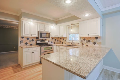 Tiny photo for 50821 Woodbury Way, Granger, IN 46530 (MLS # 202643801)