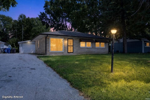 Photo of 1212 IMPERIAL Drive, Kokomo, IN 46902 (MLS # 202636214)