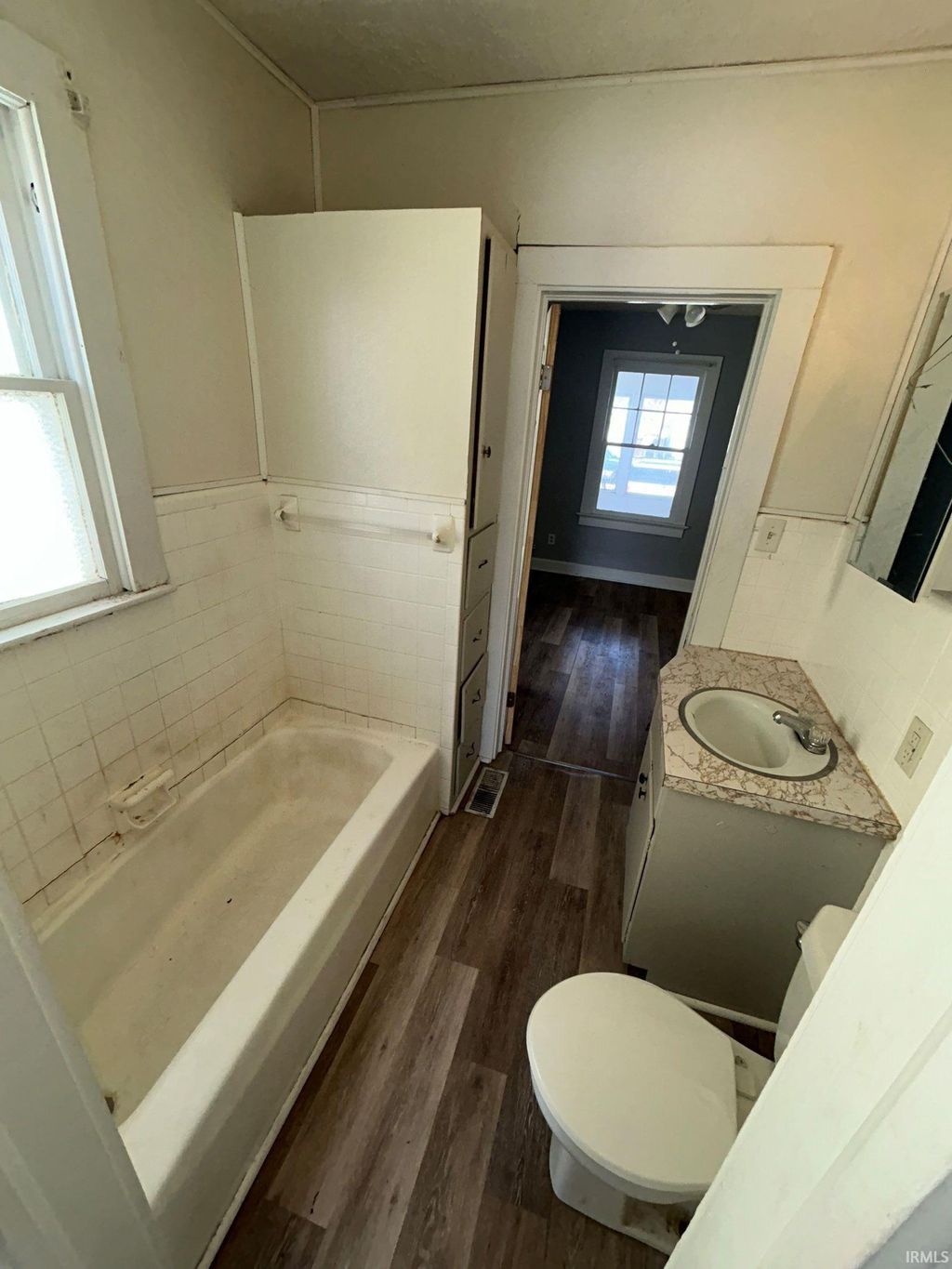 Photo of 22 W Tennessee Street, Evansville, IN 47710 (MLS # 202603436)