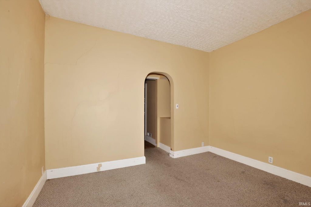 Photo of 468 E 5th Street, Peru, IN 46970 (MLS # 202605298)