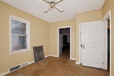 Tiny photo for 468 E 5th Street, Peru, IN 46970 (MLS # 202605298)