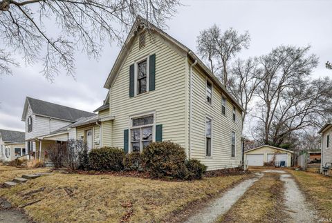 Photo of 468 E 5th Street, Peru, IN 46970 (MLS # 202605298)