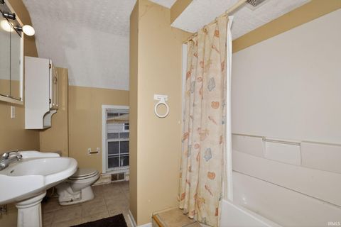 Tiny photo for 468 E 5th Street, Peru, IN 46970 (MLS # 202605298)