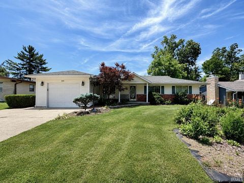 Photo of 325 Forest View Drive, Bedford, IN 47421 (MLS # 202621405)