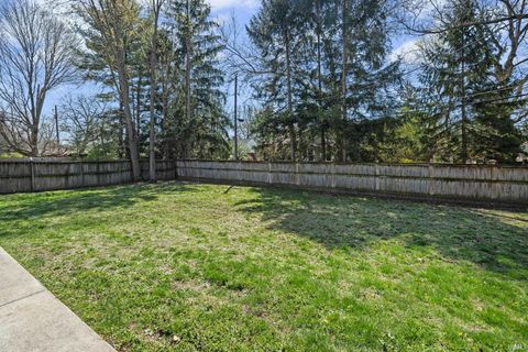 Tiny photo for 907 Rochester Street, Lafayette, IN 47905 (MLS # 202613065)