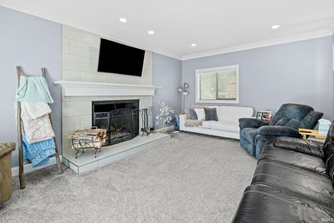 Tiny photo for 907 Rochester Street, Lafayette, IN 47905 (MLS # 202613065)