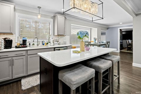 Tiny photo for 907 Rochester Street, Lafayette, IN 47905 (MLS # 202613065)