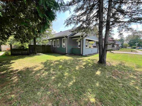 Tiny photo for 2203 North Street, Logansport, IN 46947 (MLS # 202529379)