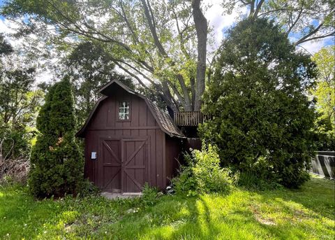 Tiny photo for 4601 Summer Drive, Anderson, IN 46012 (MLS # 202618687)