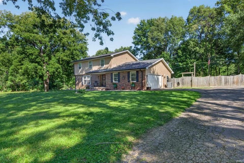 Tiny photo for 2324 E Tamoshanter Road, Peru, IN 46970 (MLS # 202635108)
