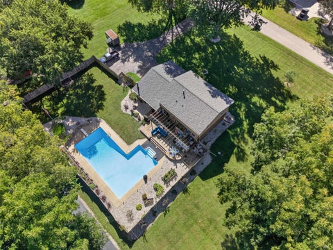 Photo of 2324 E Tamoshanter Road, Peru, IN 46970 (MLS # 202635108)