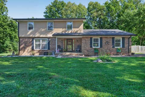 Tiny photo for 2324 E Tamoshanter Road, Peru, IN 46970 (MLS # 202635108)