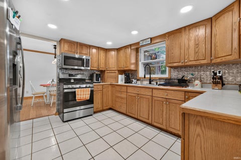 Tiny photo for 2324 E Tamoshanter Road, Peru, IN 46970 (MLS # 202635108)