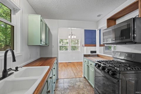 Tiny photo for 7220 Studevent Road, Nashville, IN 47448 (MLS # 202636975)