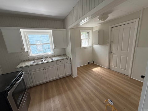Tiny photo for 1501 Leer Street, South Bend, IN 46613 (MLS # 202635237)