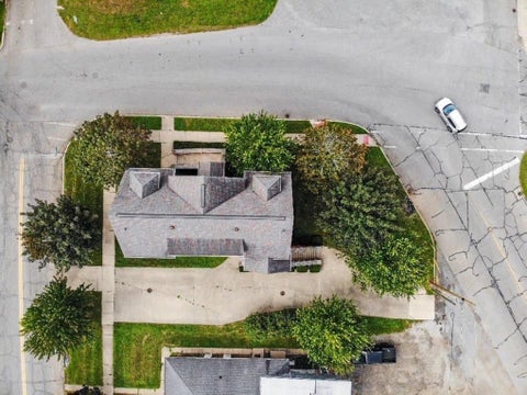 Tiny photo for 330 N Sunnyside Avenue, South Bend, IN 46617 (MLS # 202637907)