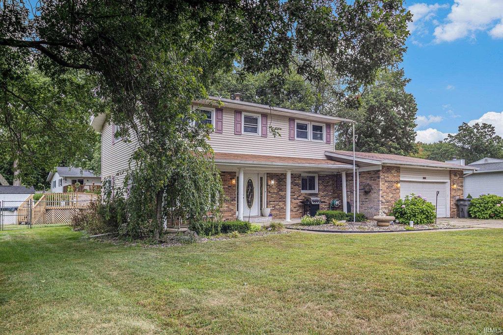 Photo of 26851 Sturdy Oak Drive, Elkhart, IN 46514 (MLS # 202536742)