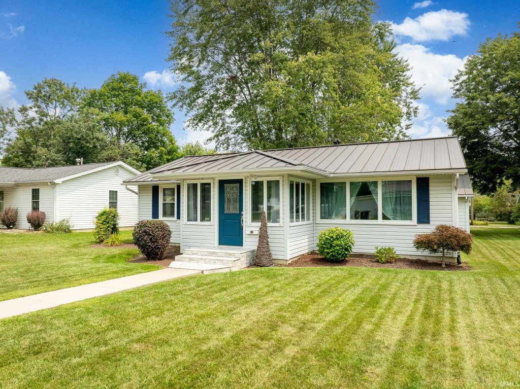 Photo of 1121 Miller Avenue, Portland, IN 47371 (MLS # 202630927)