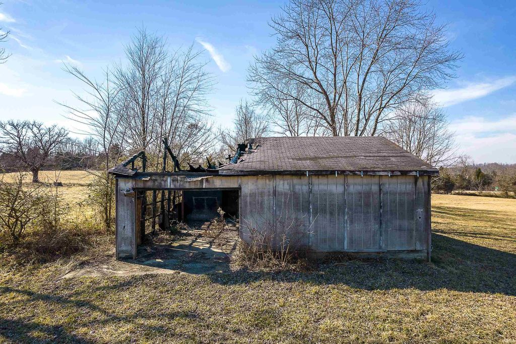 Photo of 7245 Central Drive SW, Central, IN 47110 (MLS # 202629850)