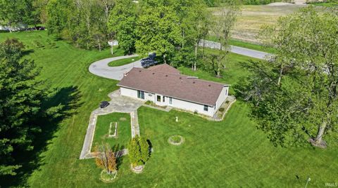 Tiny photo for 7950 E State Rd 205, Churubusco, IN 46723 (MLS # 202618641)
