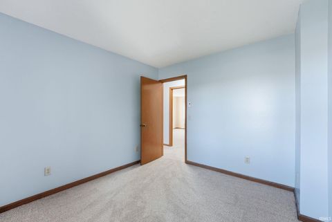 Tiny photo for 7950 E State Rd 205, Churubusco, IN 46723 (MLS # 202618641)