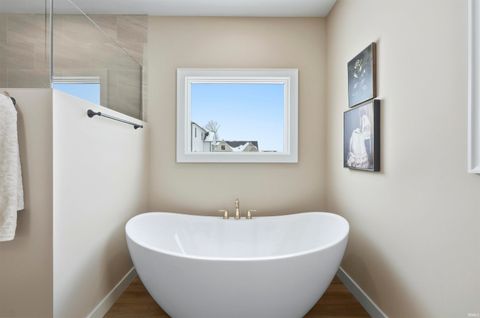 Tiny photo for 1185 Cascata Trail, Huntertown, IN 46748 (MLS # 202603505)
