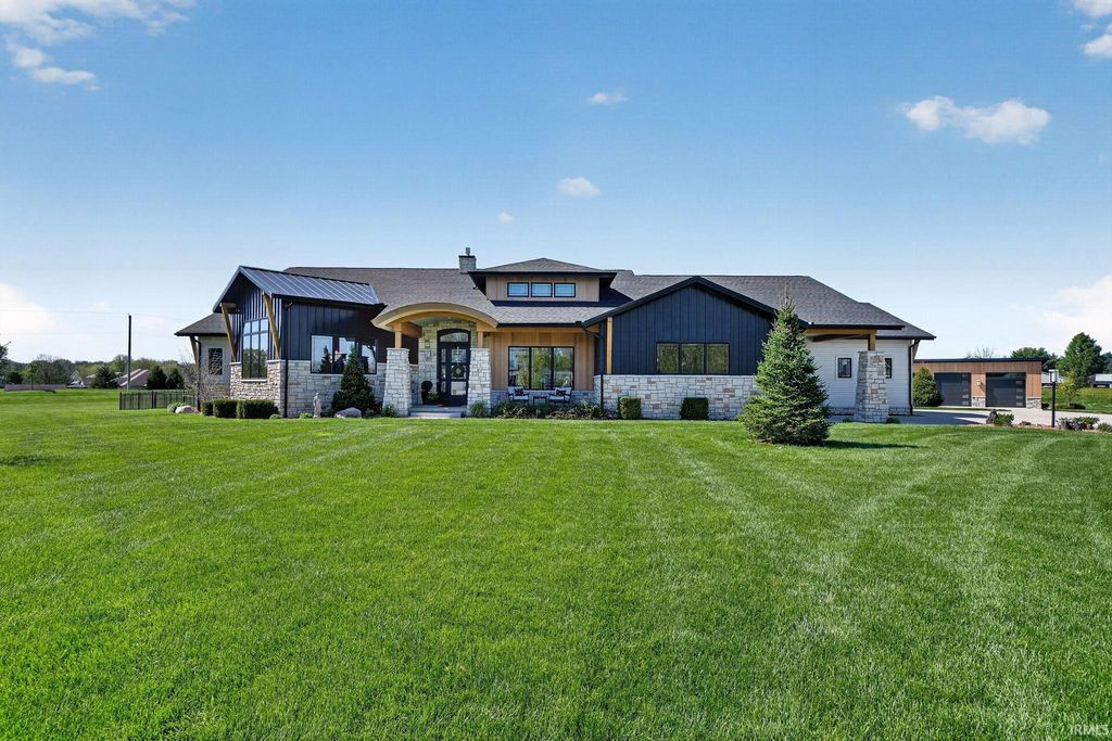 Photo of 29929 Ridge Cove, Granger, IN 46530 (MLS # 202615481)