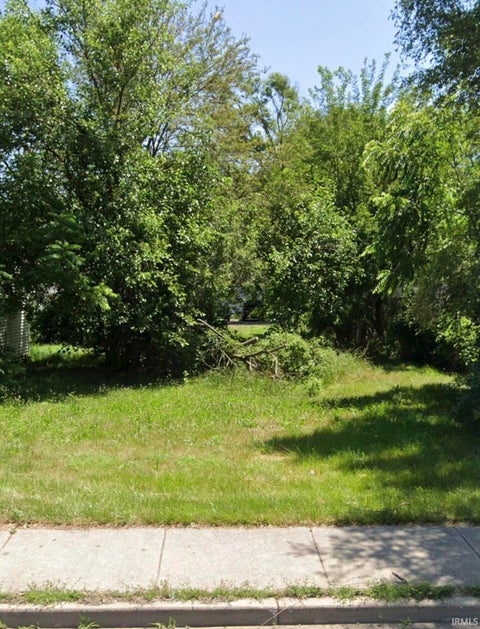 Photo of 1110 N Olive Street, South Bend, IN 46628 (MLS # 202643794)