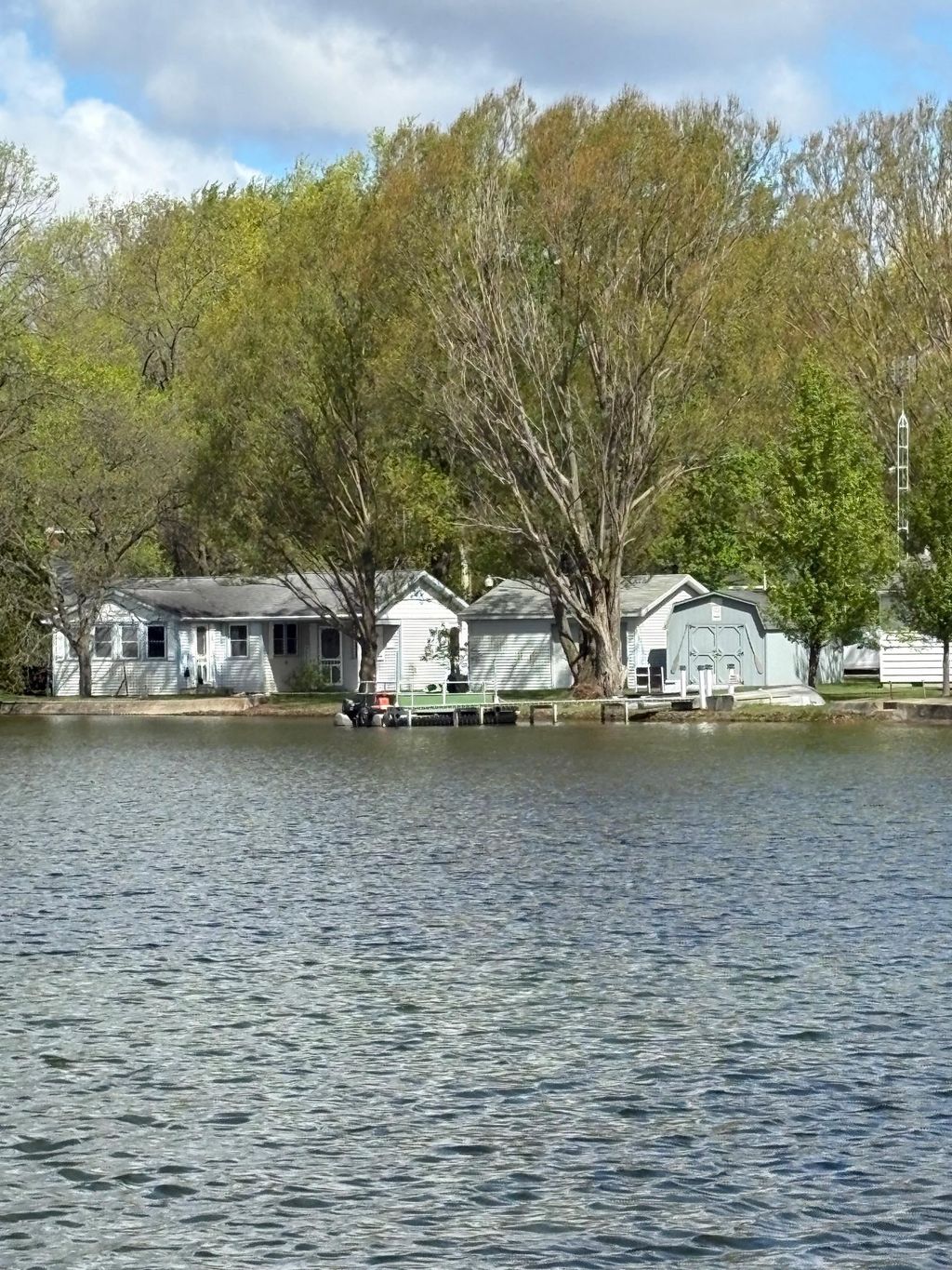 Photo of 11680 E 600 N, Orland, IN 46776 (MLS # 202615860)