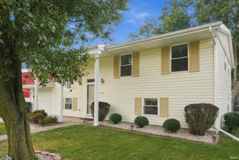 Tiny photo for 2225 Pebble Beach Drive, Kokomo, IN 46902 (MLS # 202638461)
