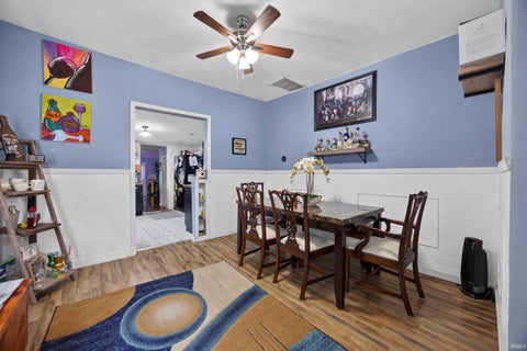 Tiny photo for 617 S 8th Street, Mitchell, IN 47446 (MLS # 202632159)