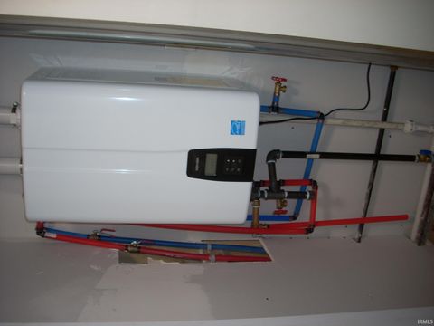 Tiny photo for 618 W 12 th Street, Rochester, IN 46975 (MLS # 202545482)