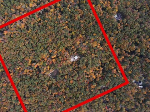 Tiny photo for 475 Wychwood Drive, Nashville, IN 47448 (MLS # 202644923)