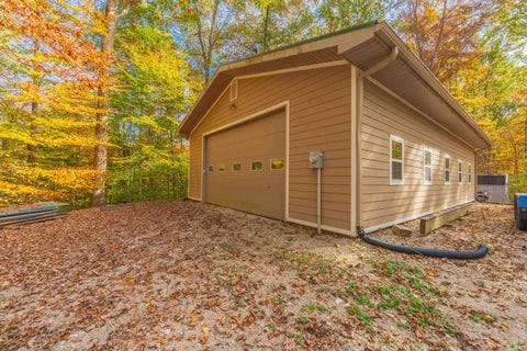 Tiny photo for 475 Wychwood Drive, Nashville, IN 47448 (MLS # 202644923)