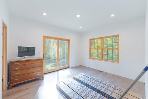 Tiny photo for 475 Wychwood Drive, Nashville, IN 47448 (MLS # 202644923)