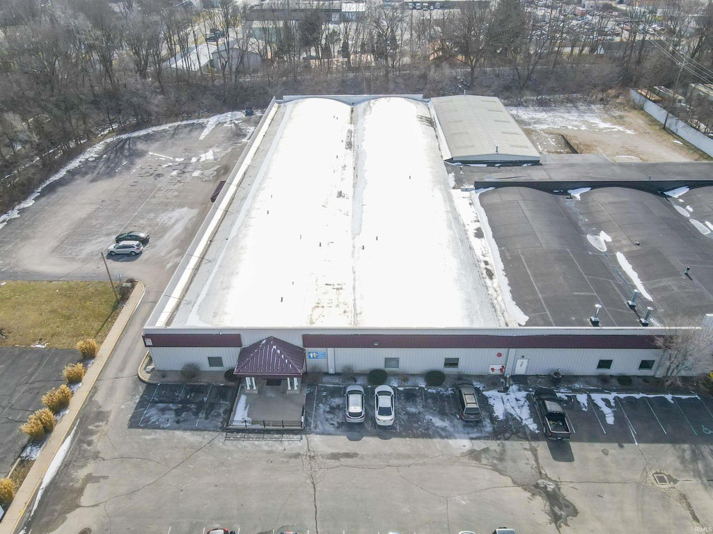 Photo of 513 New York Avenue, New Castle, IN 47362 (MLS # 202632167)
