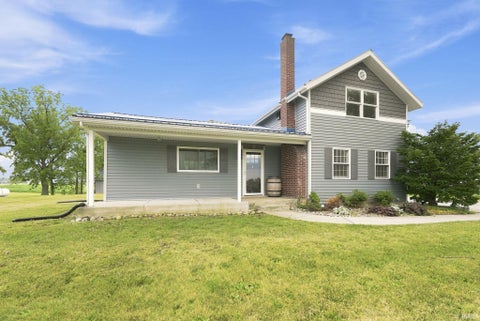 Tiny photo for 640 County Road 54, Garrett, IN 46738 (MLS # 202627833)