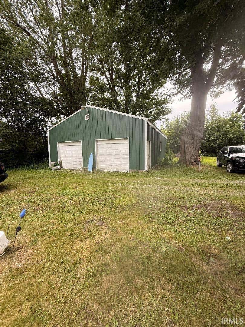 Photo of 1662 E US 6 Road, Albion, IN 46701 (MLS # 202625644)
