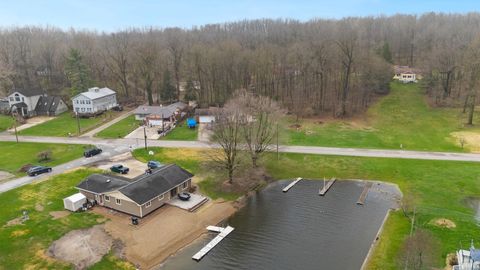 Tiny photo for 6907 E South Barbee Drive, Pierceton, IN 46562 (MLS # 202611366)