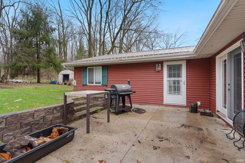 Tiny photo for 6907 E South Barbee Drive, Pierceton, IN 46562 (MLS # 202611366)