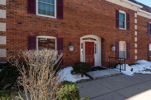 Photo of 2606 E 2nd Street #E, Bloomington, IN 47401 (MLS # 202529725)
