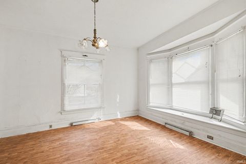 Tiny photo for 807 Diamond Avenue, South Bend, IN 46628 (MLS # 202609447)