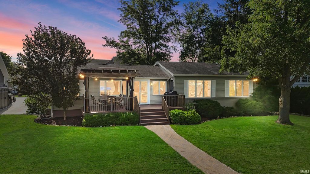 Photo of 6450 S 070 E, Wolcottville, IN 46795 (MLS # 202625835)