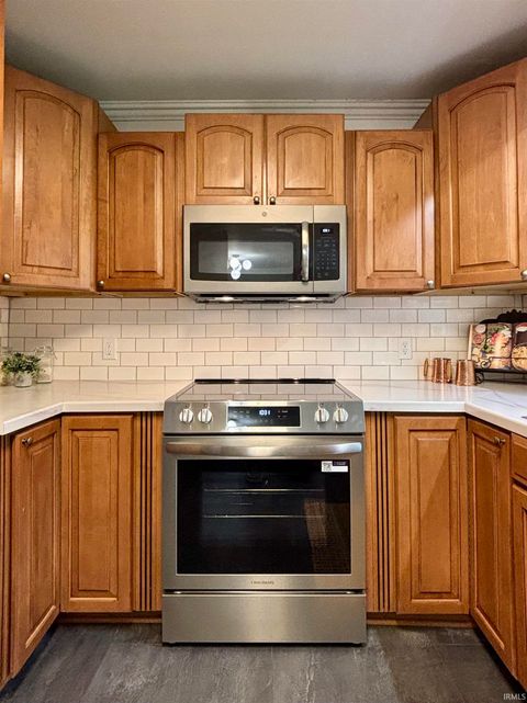 Tiny photo for 104 Mohawk Drive, Flora, IN 46929 (MLS # 202612430)