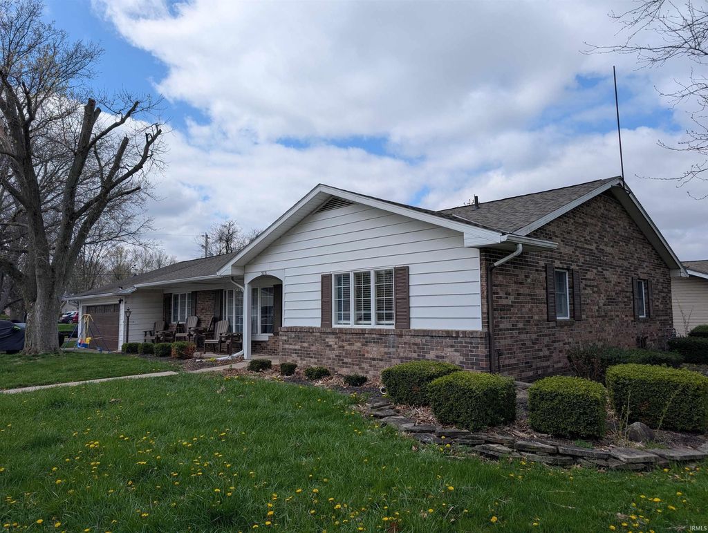 Photo of 306 S Schug Street, Berne, IN 46711 (MLS # 202613235)