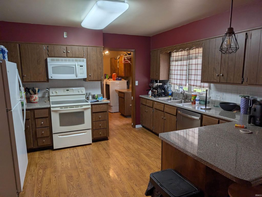 Photo of 306 S Schug Street, Berne, IN 46711 (MLS # 202613235)