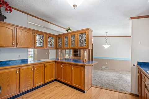 Tiny photo for 919 E Sheridan Street, Warsaw, IN 46580 (MLS # 202618711)