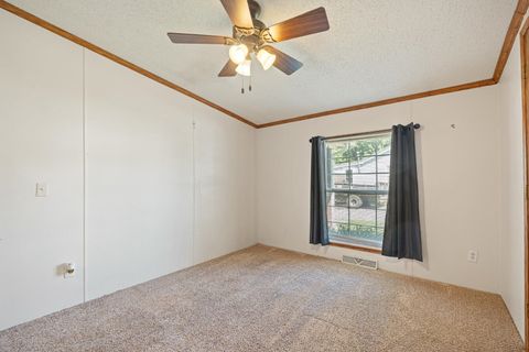 Tiny photo for 919 E Sheridan Street, Warsaw, IN 46580 (MLS # 202618711)