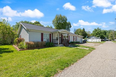 Tiny photo for 919 E Sheridan Street, Warsaw, IN 46580 (MLS # 202618711)