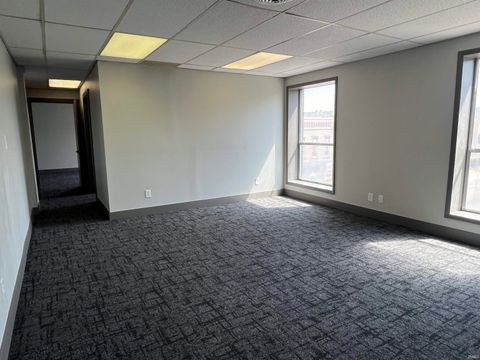 Tiny photo for 123 N Buckeye Street #Suite F, Kokomo, IN 46901 (MLS # 202508034)
